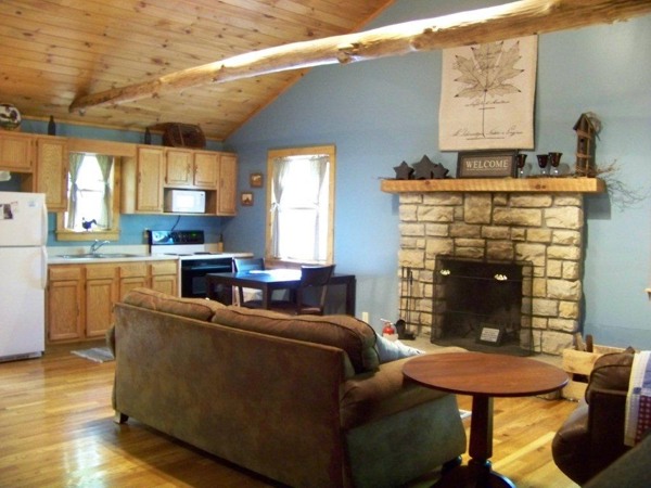 Hocking Hills Cabins, Happiness Is (photo #2)
