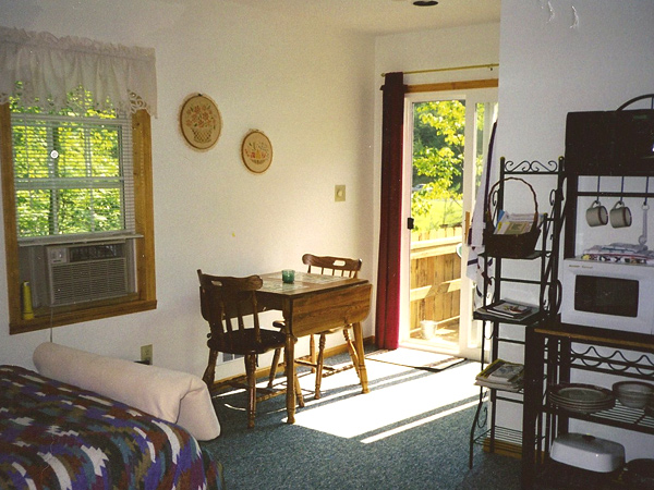 Campbell's Hollow Cottages, Brookside (photo #3)
