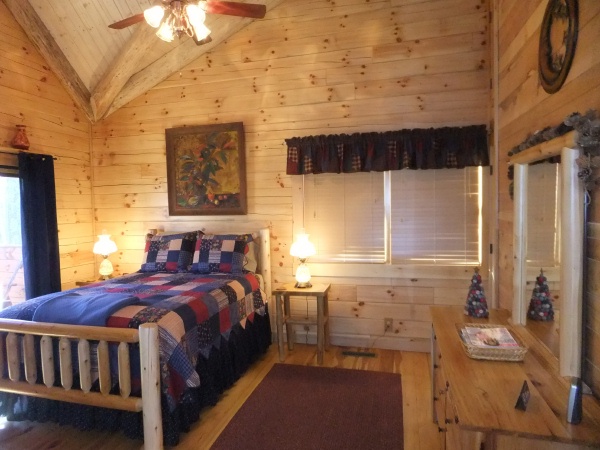 Bella Luna Log Cabin, Bella Luna Log Cabin (photo #3)