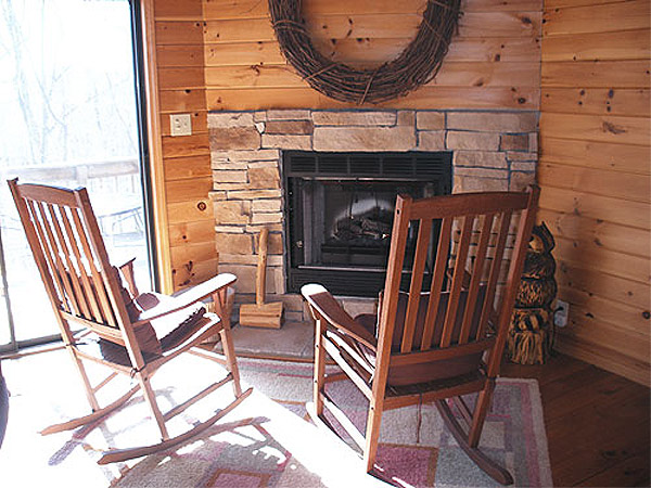 Nature's Pointe, Bellwoode Cabin (photo #3)