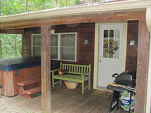 Tranquil Retreat Cabins, WHITE OAK CABIN (photo #3)