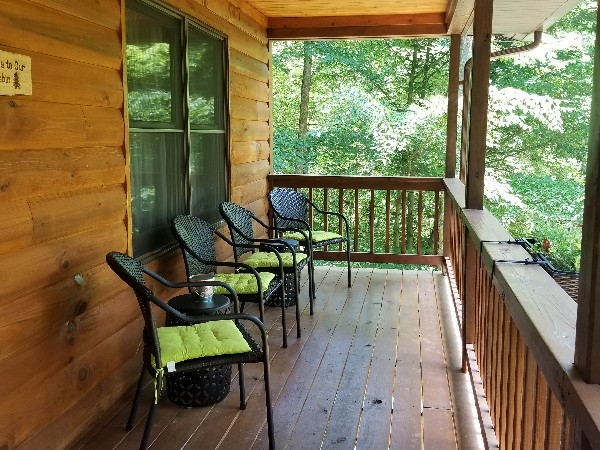 Grahams' Walnut Valley Cabin, Grahams' Walnut Valley Cabin (photo #2)